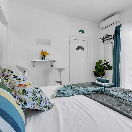 Rea Apartment Makarska